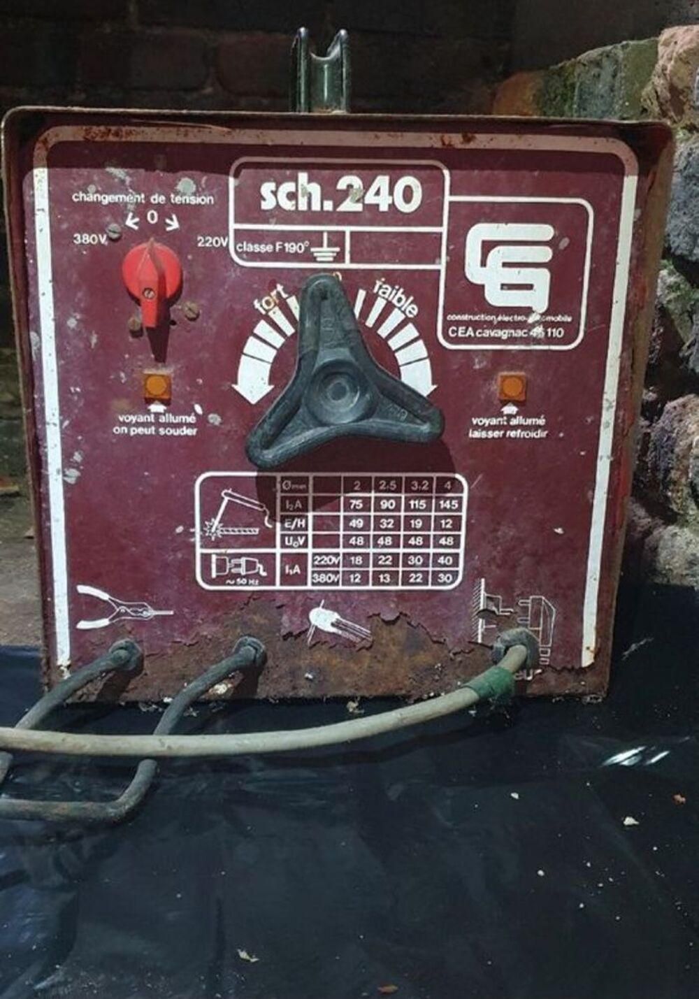 poste &agrave; souder et prise Bricolage