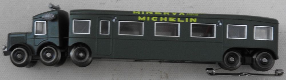 Ech HO - M&auml;rklin Micheline verte MINERVA digitale r&eacute;f. 3603 