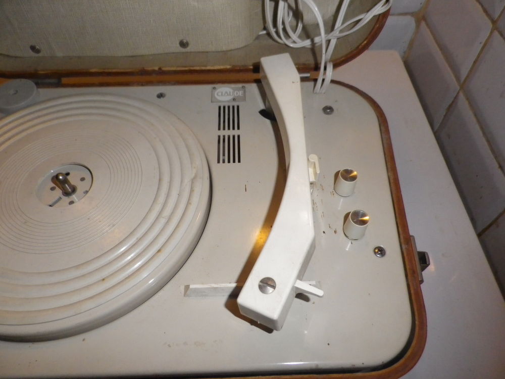 Tourne Disque Electrophone Claude Vintage Audio et hifi