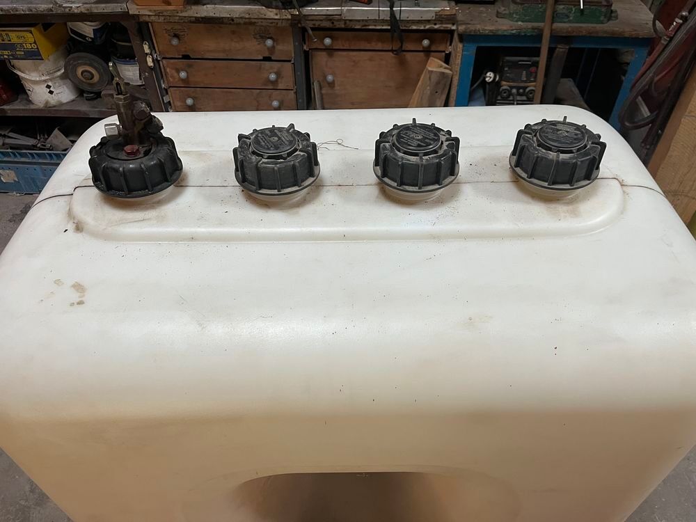 Cuve a Fioul 500L avec 170L de fioul Bricolage