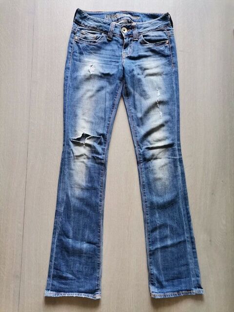 Jean femme d�chir� Guess Premium Daredevil taille 26 19 Paris 15 (75)