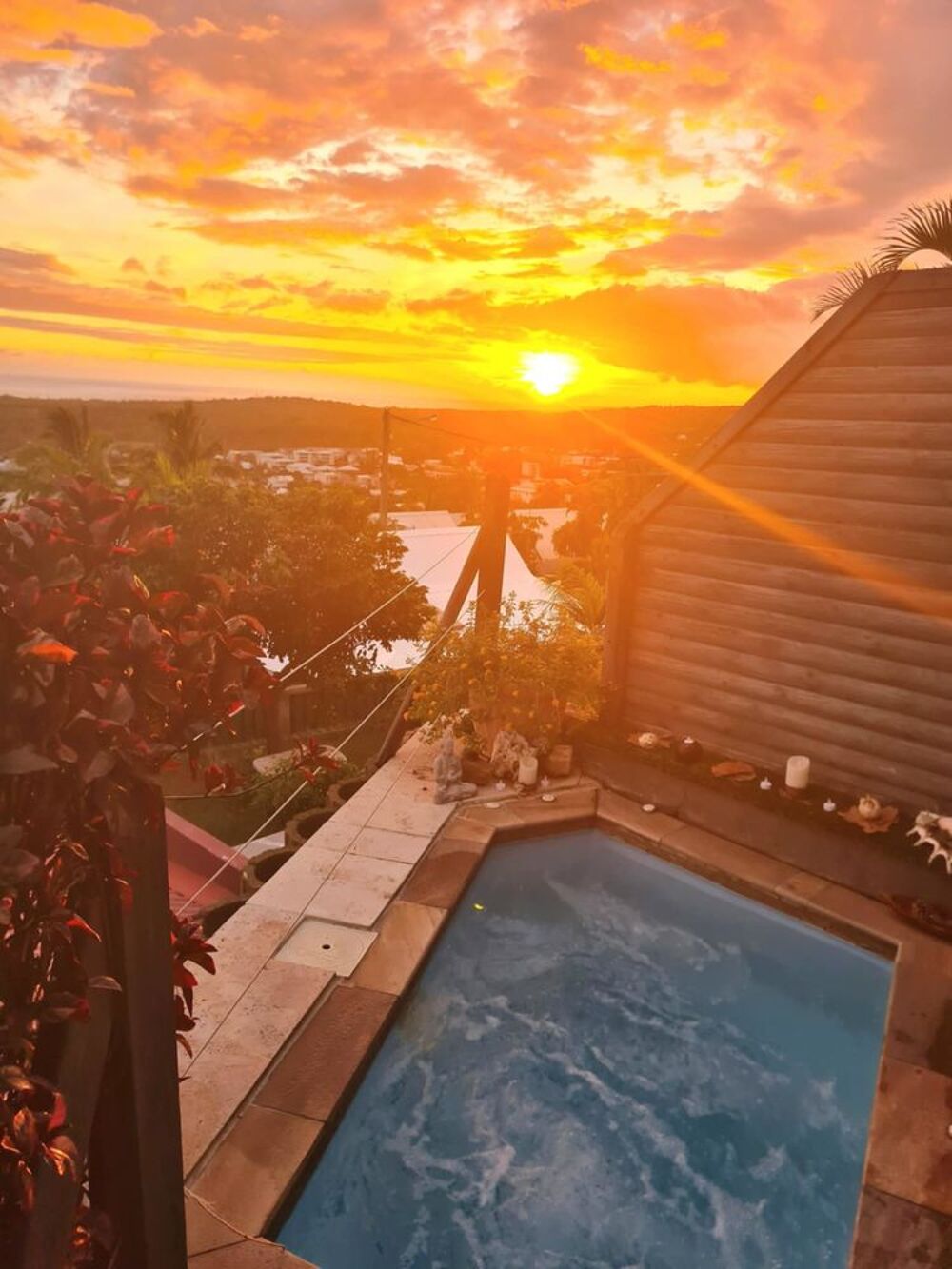   Le Vétibunga bungalow cosy avec spa privatif DOM-TOM, L' Étang-Salé (97427)