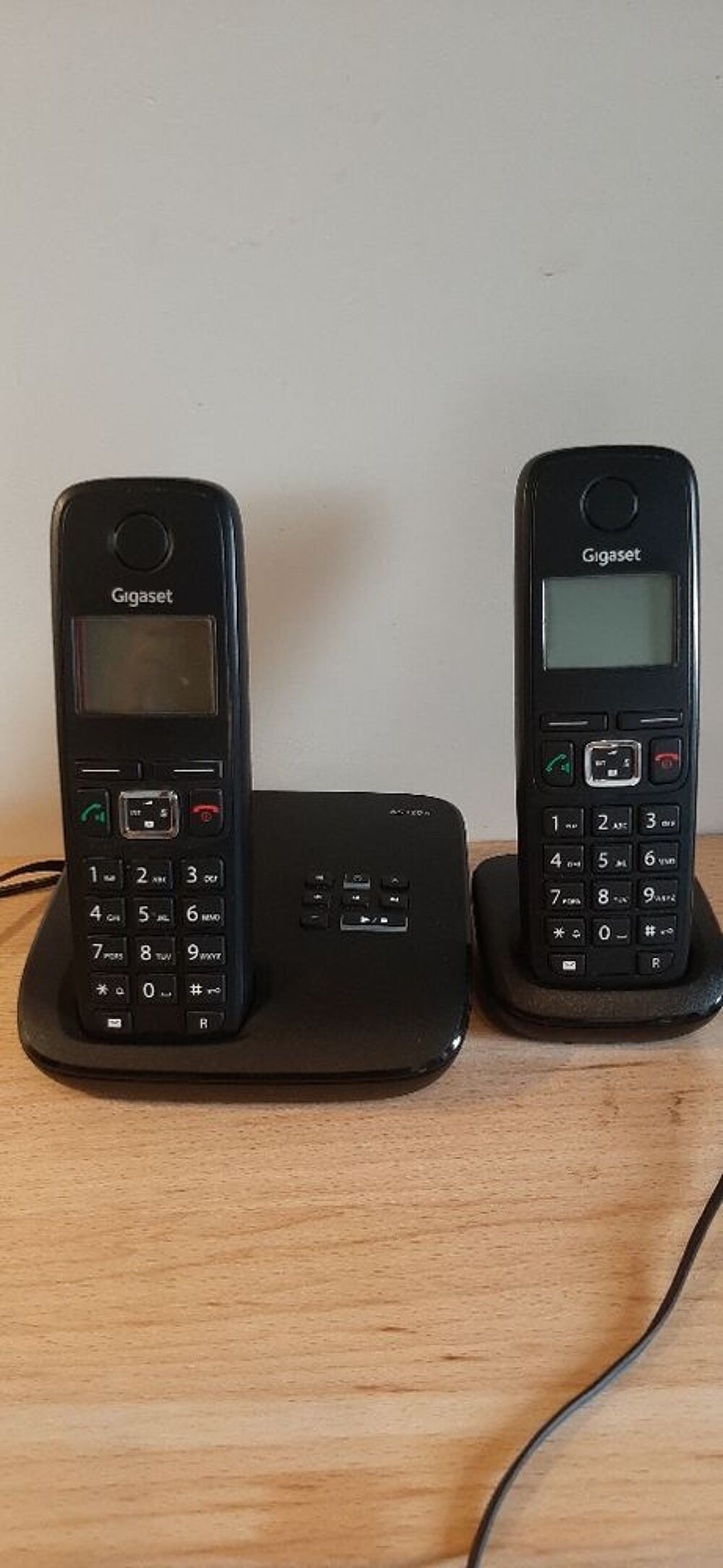 T&eacute;l&eacute;phone r&eacute;pondeur deux combin&eacute;s T�l�phones et tablettes