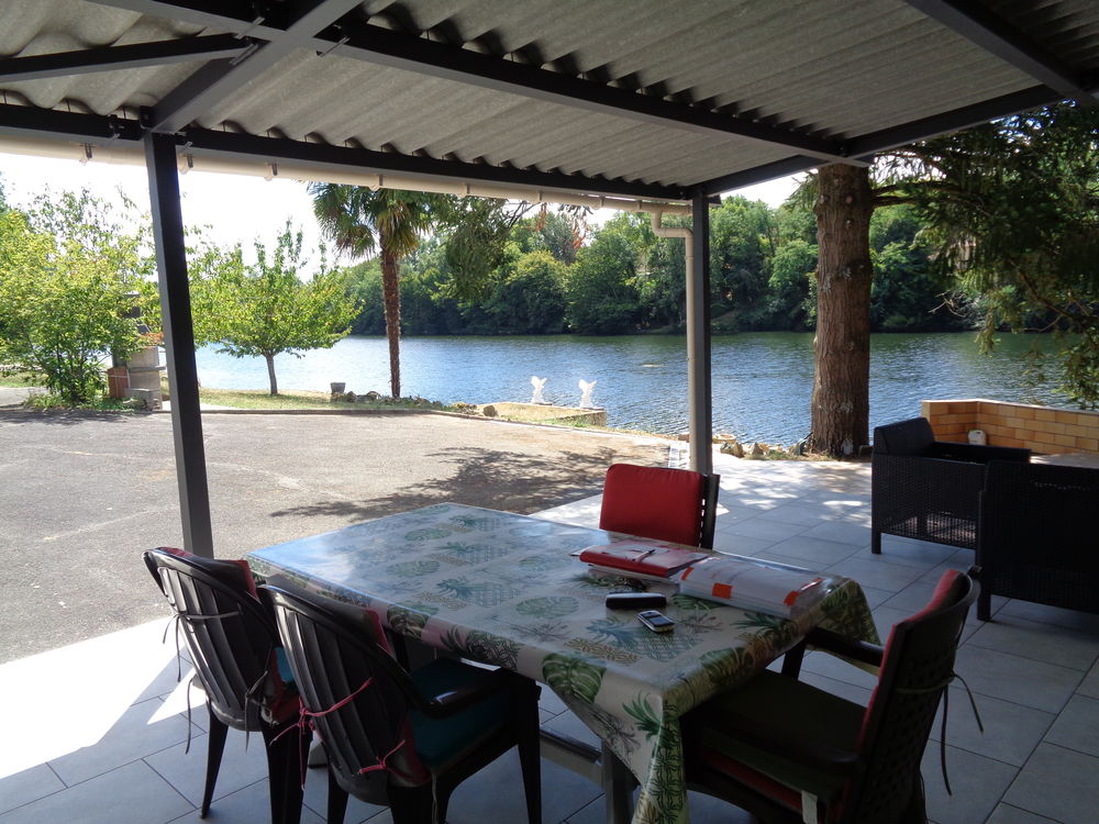 Vente Maison PEPITE DIRECT BORD RIVIERE ET CANAL NON INONDABLE-REPOS-PECH Laveissière