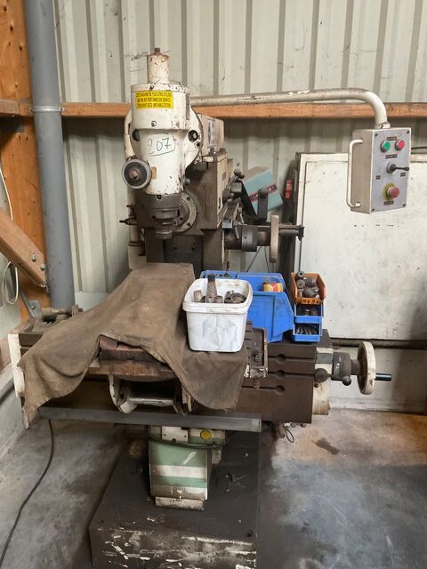 Fraiseuse AVIA 2000 Graye-sur-Mer (14)