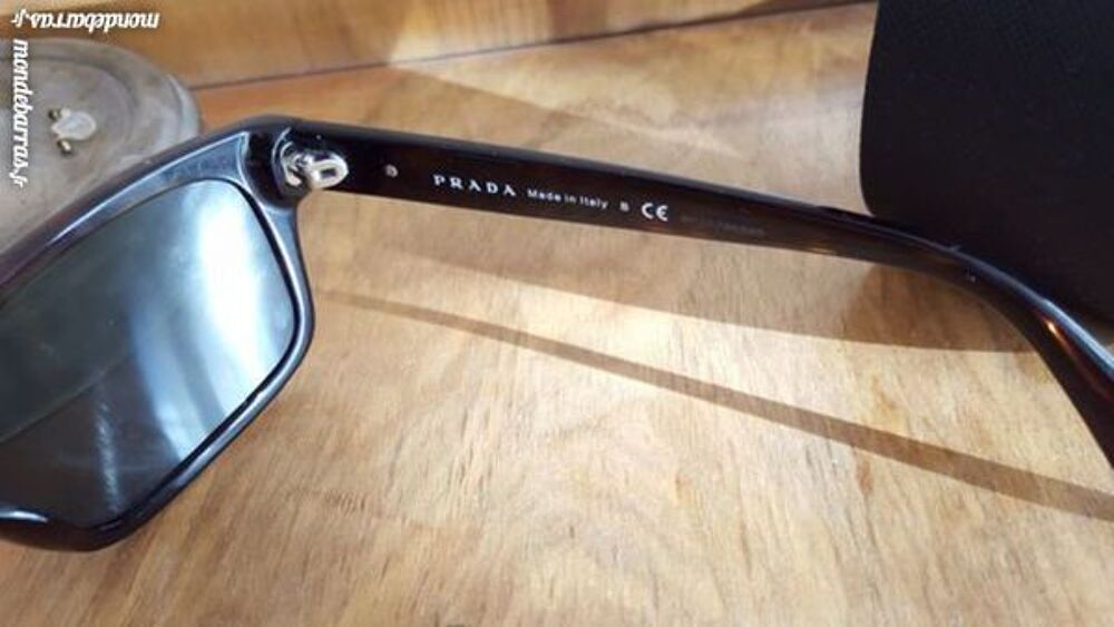 Lunettes de Soleil Prada Solaire Bijoux et montres