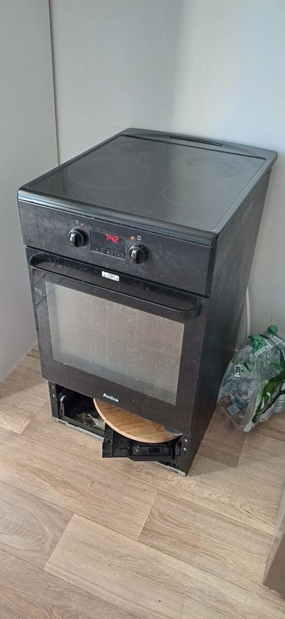 Cuisini&egrave;re &eacute;lectrique induction &eacute;tat satisfaisant Electromnager