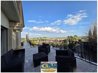  Maison � vendre 8 pi�ces 213 m�