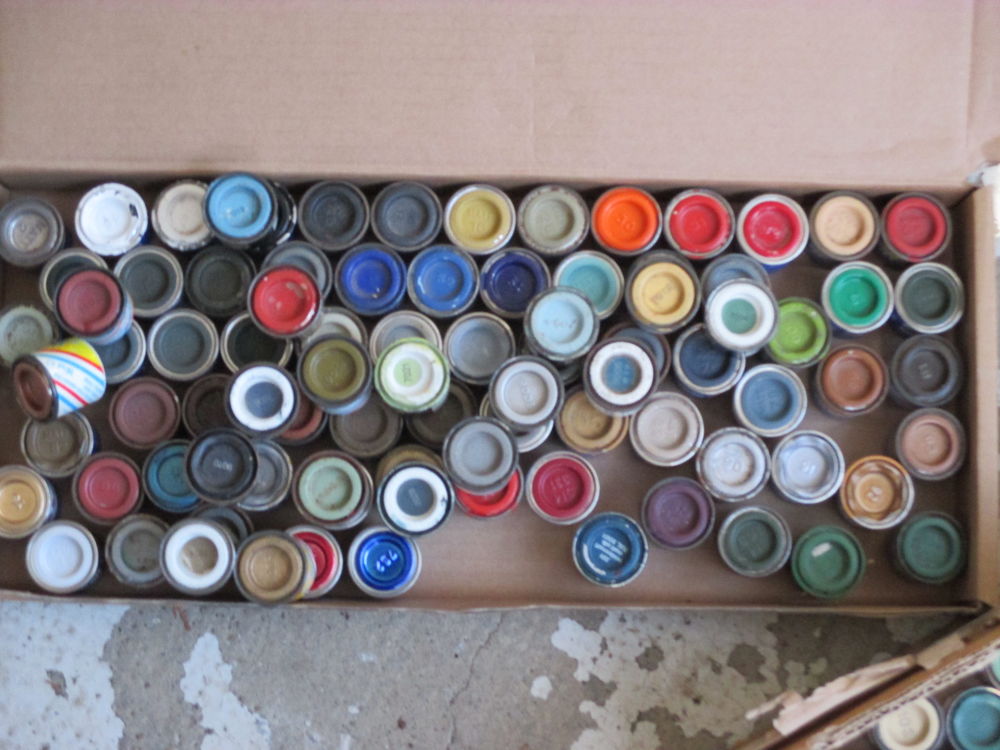 lot de peintures &agrave; maquettes Bricolage