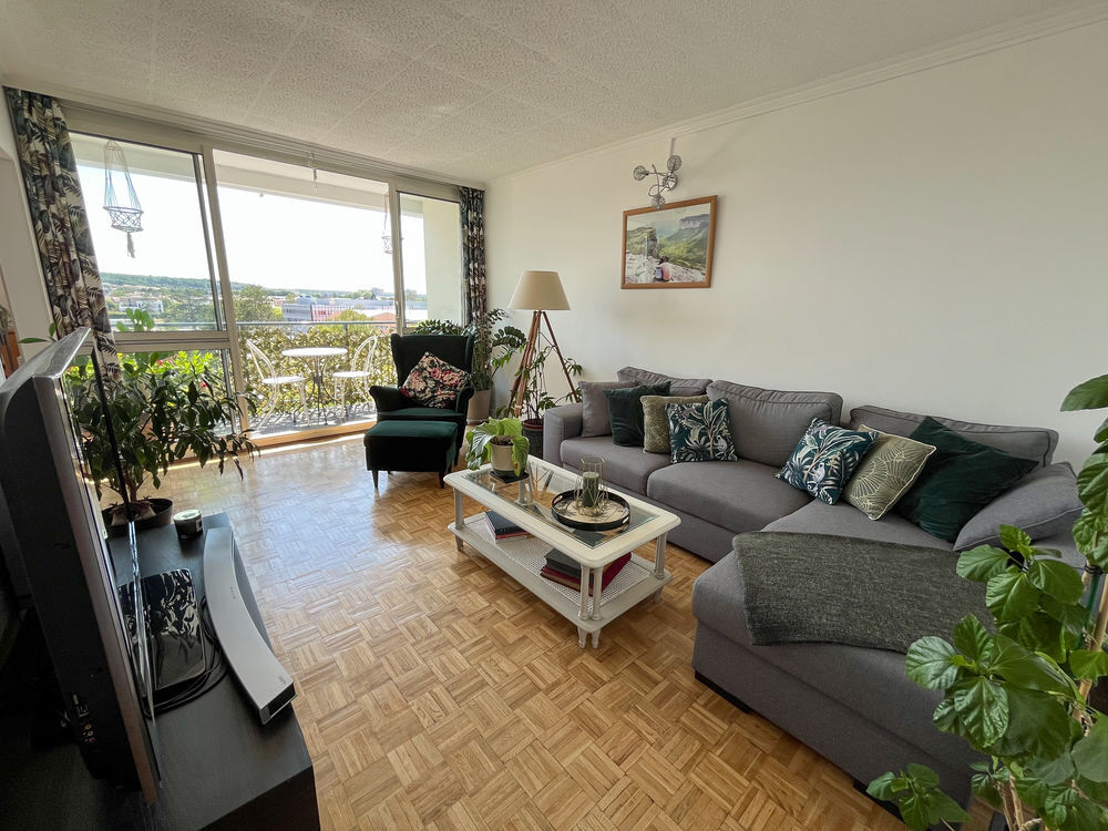 Vente Appartement T5 lumineux de 86 m² - Balcon - DPE C - Les Clayes-sous-Bois Les clayes-sous-bois