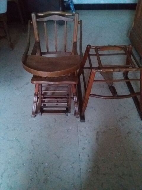 Chaise haute bb en bois solide anne  70 65 Villereau (59)