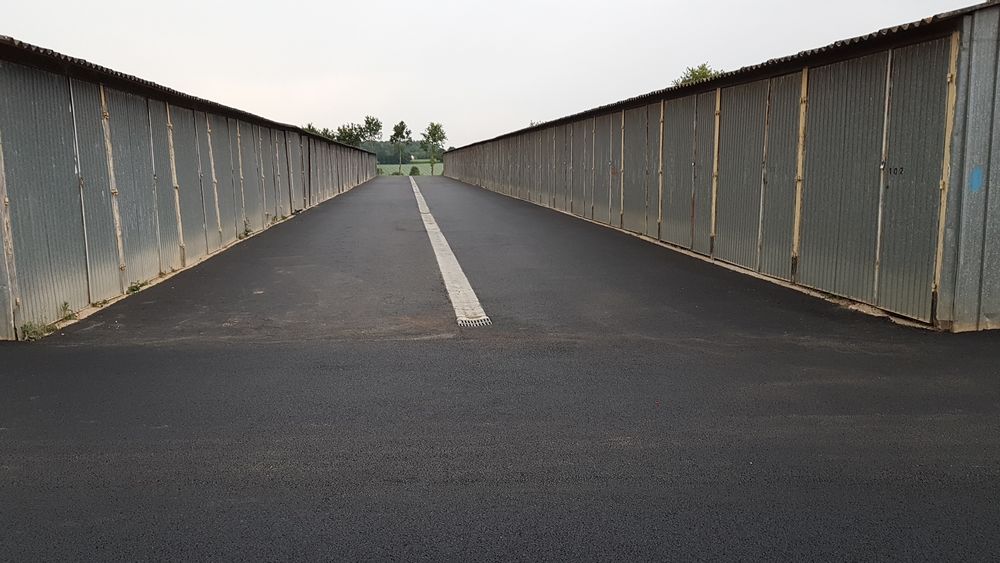 Location Atelier Entrepot avec 8 portes traversantes de 144 à 500 m2 Bédée