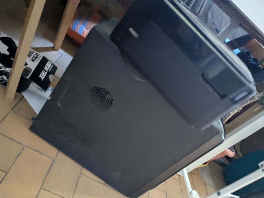 Mat&eacute;riel+informatique+pour+pi&egrave;ces+(+en+lot+uniquement) Matériel informatique