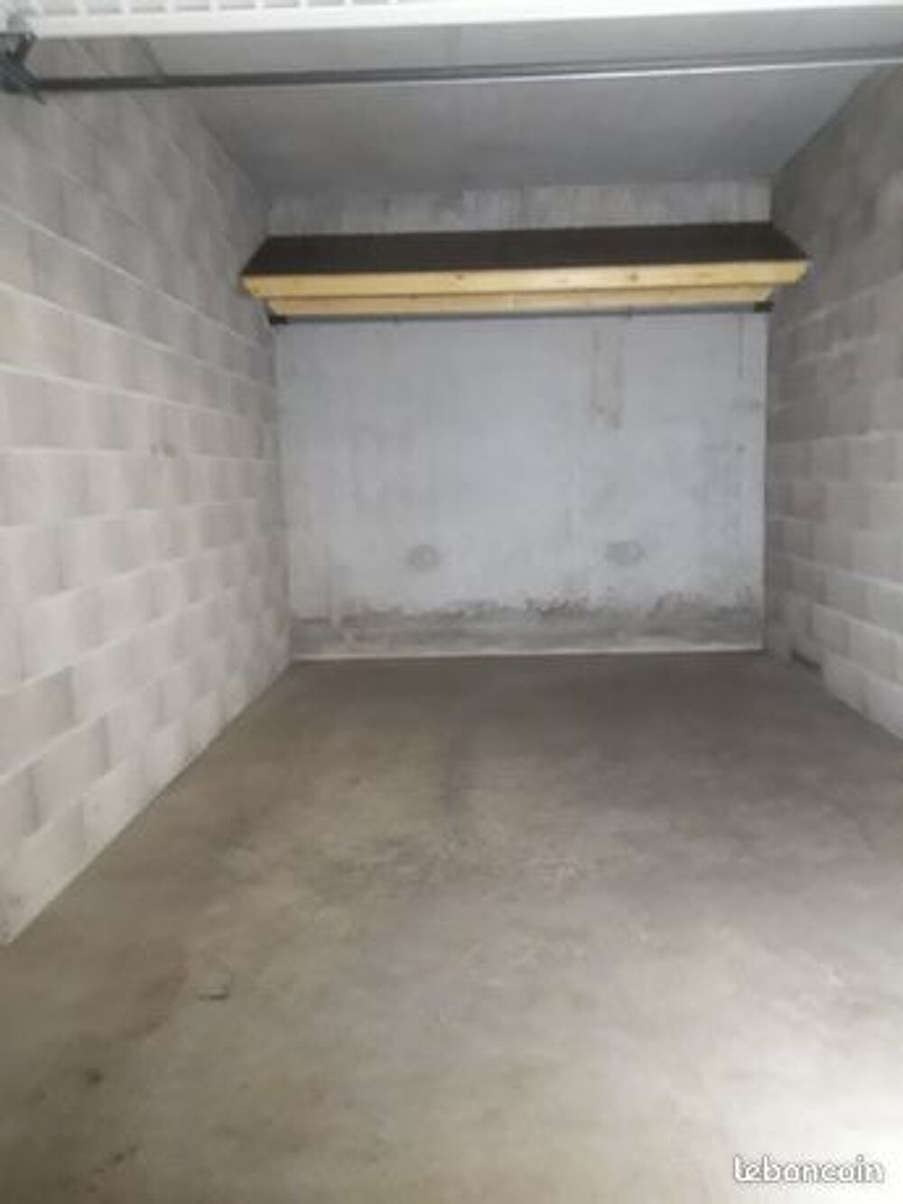 Location Parking/Garage garage fermé sécurisé caluire vernay Caluire-et-cuire