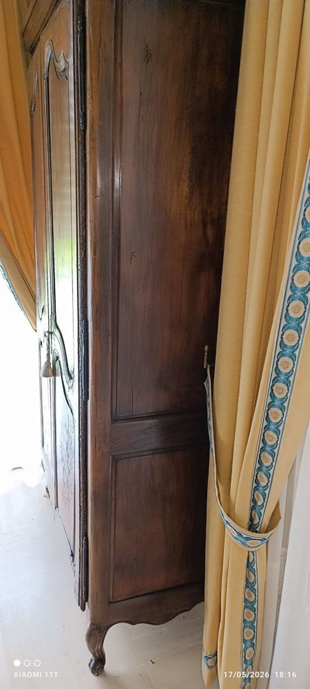 Armoire ancienne Louis XV Meubles