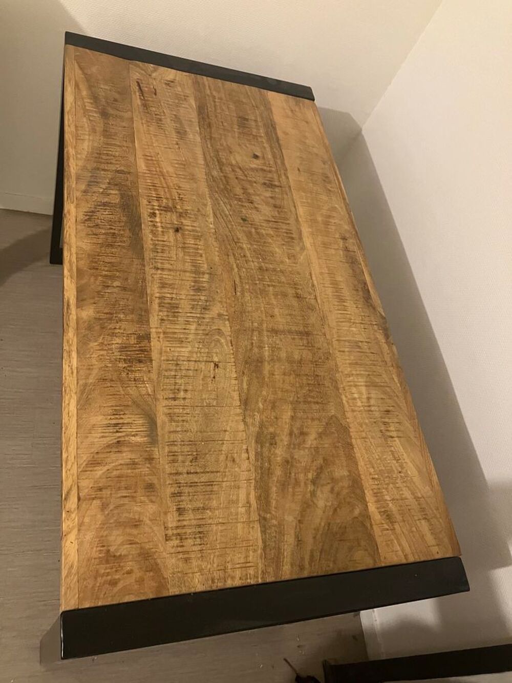 Table acier et bois massif de mangue Meubles