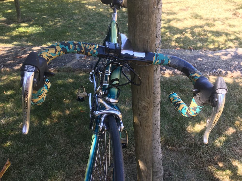 v&eacute;lo vintage hinault Vélos