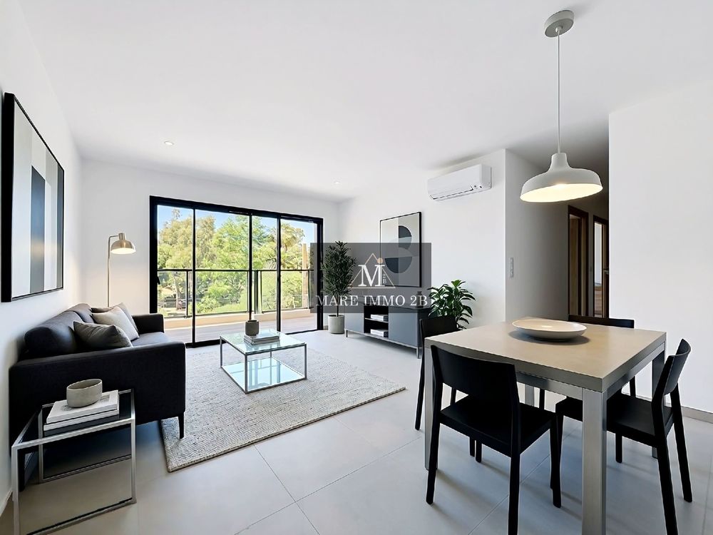 Vente Appartement Dernier étage avec ascenseur avec vue dégagée Calvi