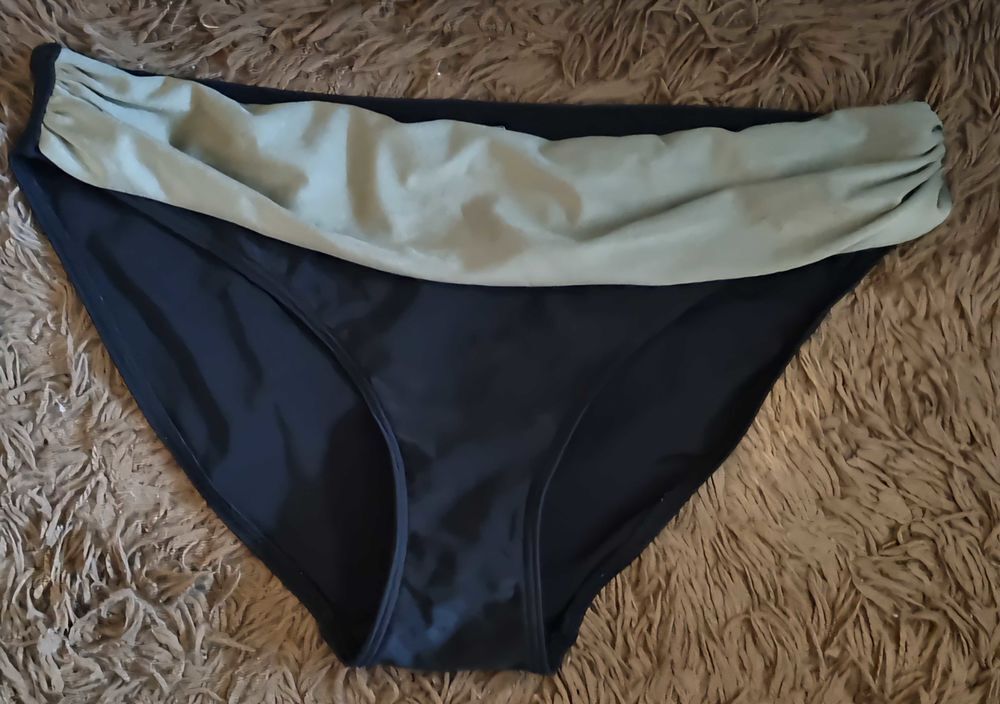 Maillot de bain 2 pi&egrave;ces T46. 100C Vêtements