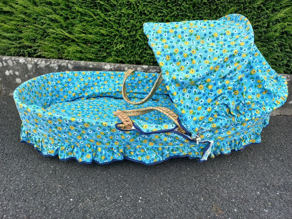 Couffin en osier Pu�riculture