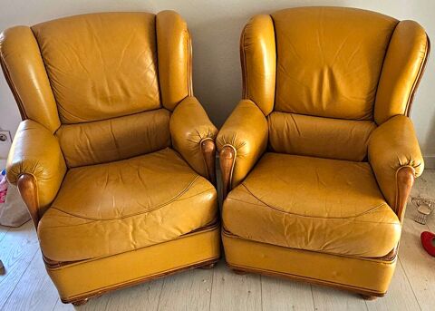 2 fauteuils de salon tout cuir 60 Le Cap D Agde (34)