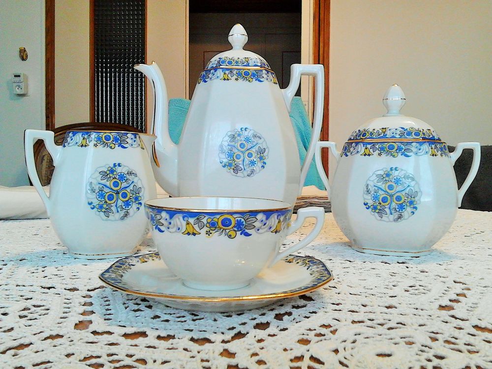 SERVICE A THE Décoration