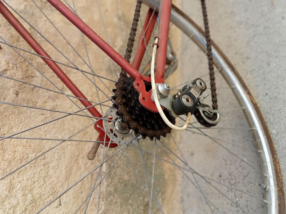 VELO DE ROUTE MANU FRANCE Pr LE BENIN Vélos