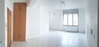  Appartement à louer 2 pièces 55 m²