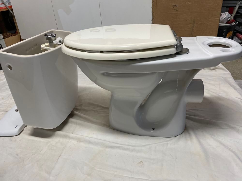 cuvette compl&egrave;te r&eacute;servoir avec m&eacute;canisme Bricolage