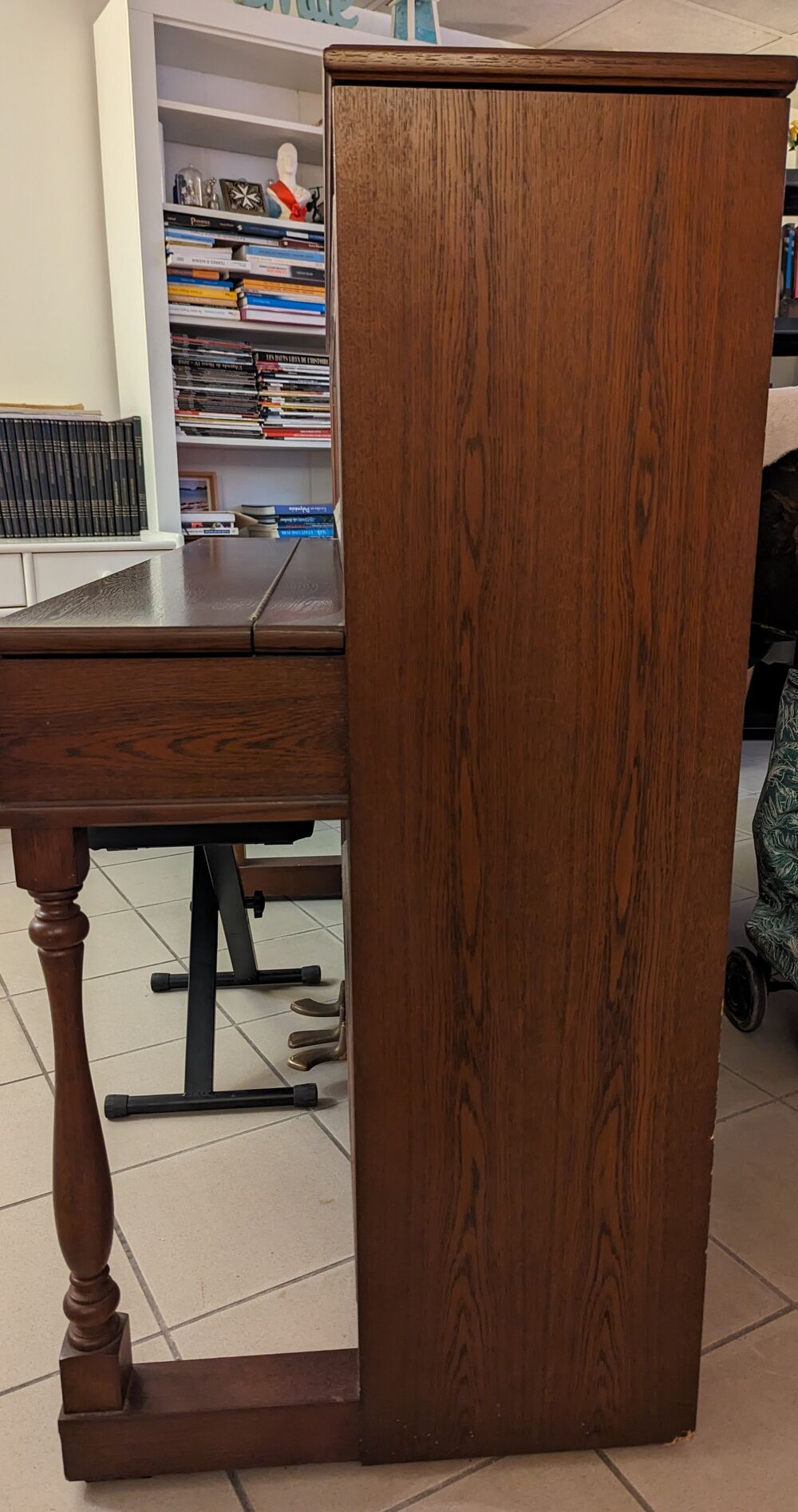Piano droit Yamaha 1985. Instruments de musique