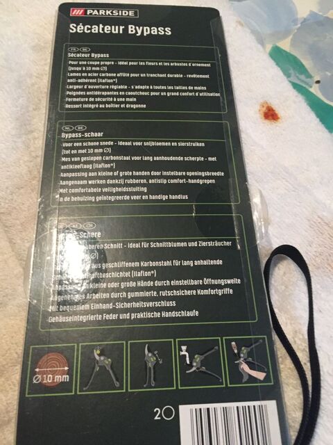 1 sécateur jardin 10 Ézanville (95)