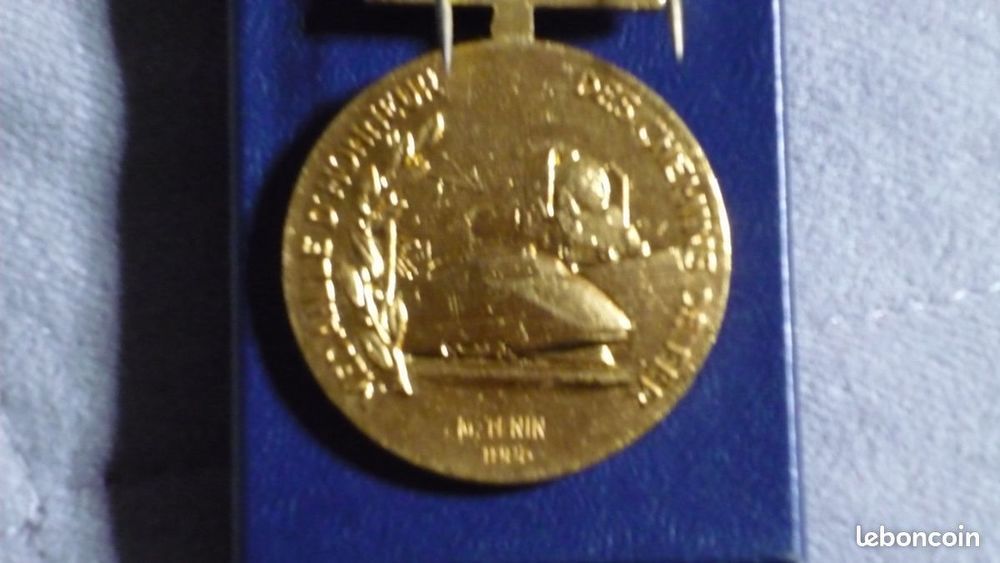M&eacute;daille d'honneur 