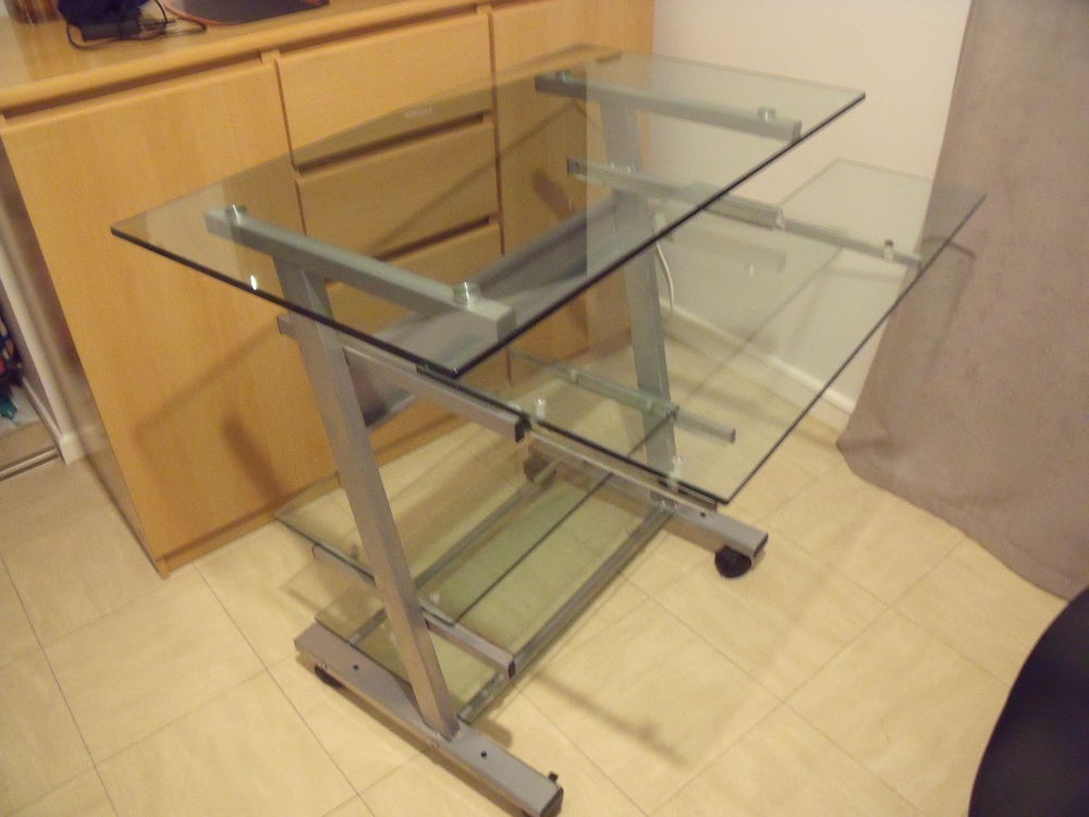 Bureau + Fauteuil Meubles