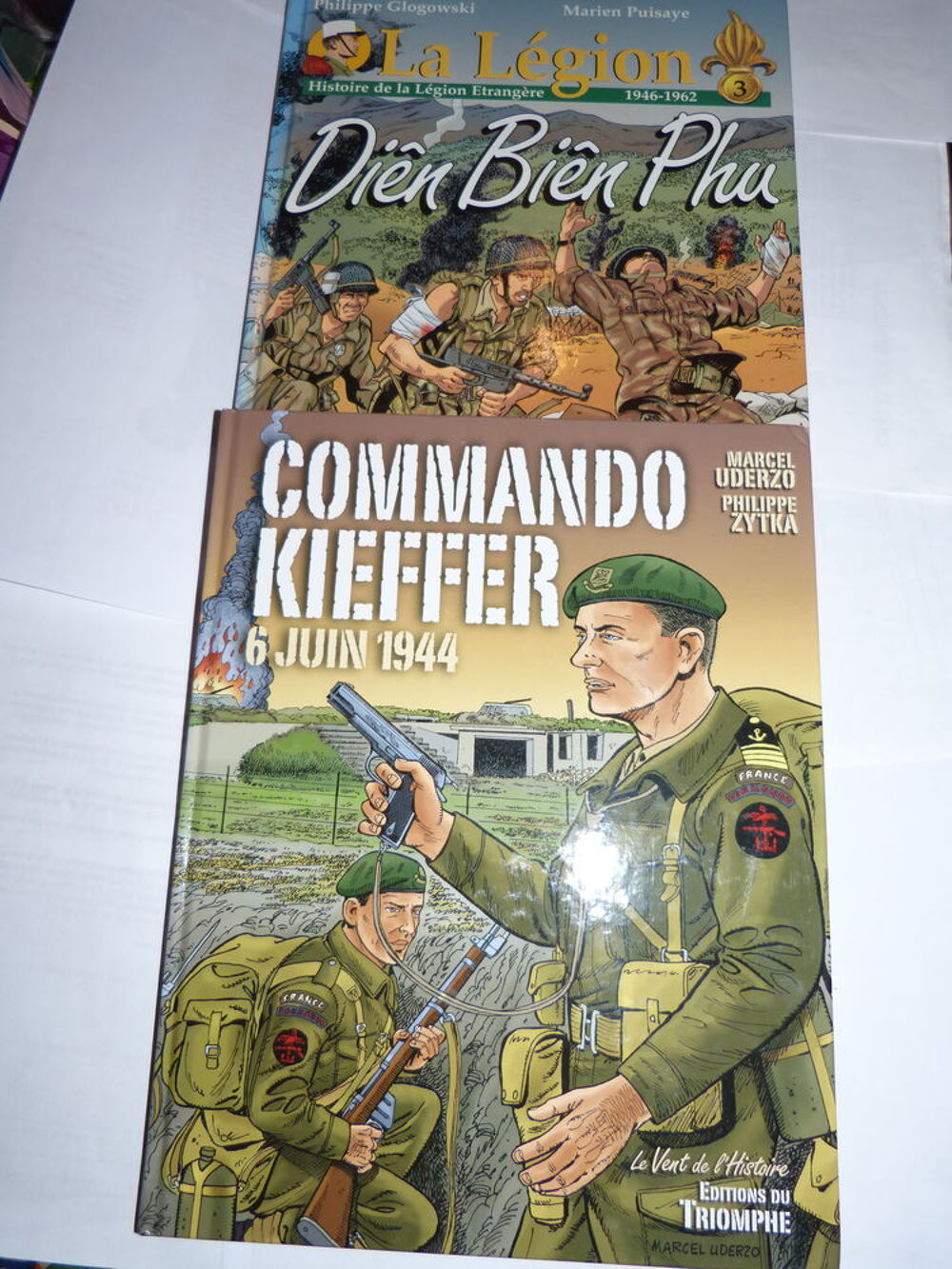 BD editions DU TRIOMPHE a choisir Livres et BD