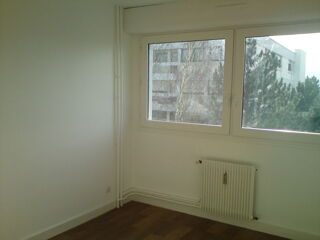  Appartement à louer 4 pièces 88 m²