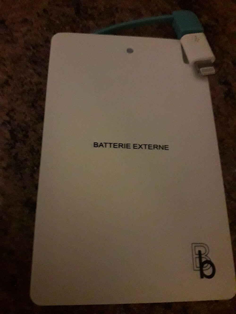 Batterie externe pour t&eacute;l&eacute;phone ou tablette Tlphones et tablettes