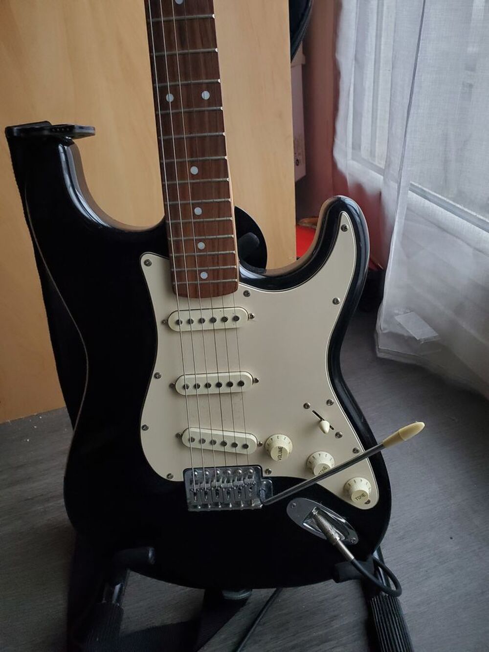 Guitare &eacute;lectrique Stagg Instruments de musique