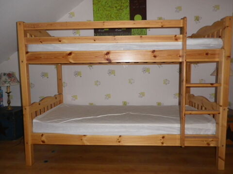 Ameublement chambre 350 Chteau-Gontier (53)