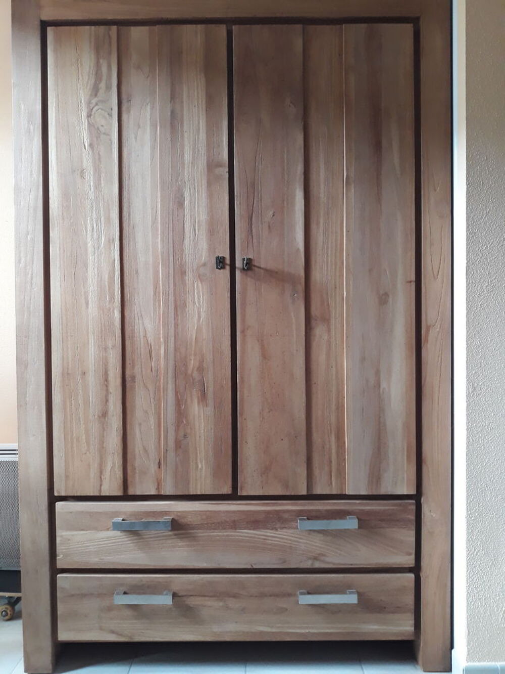 Armoire en teck Meubles