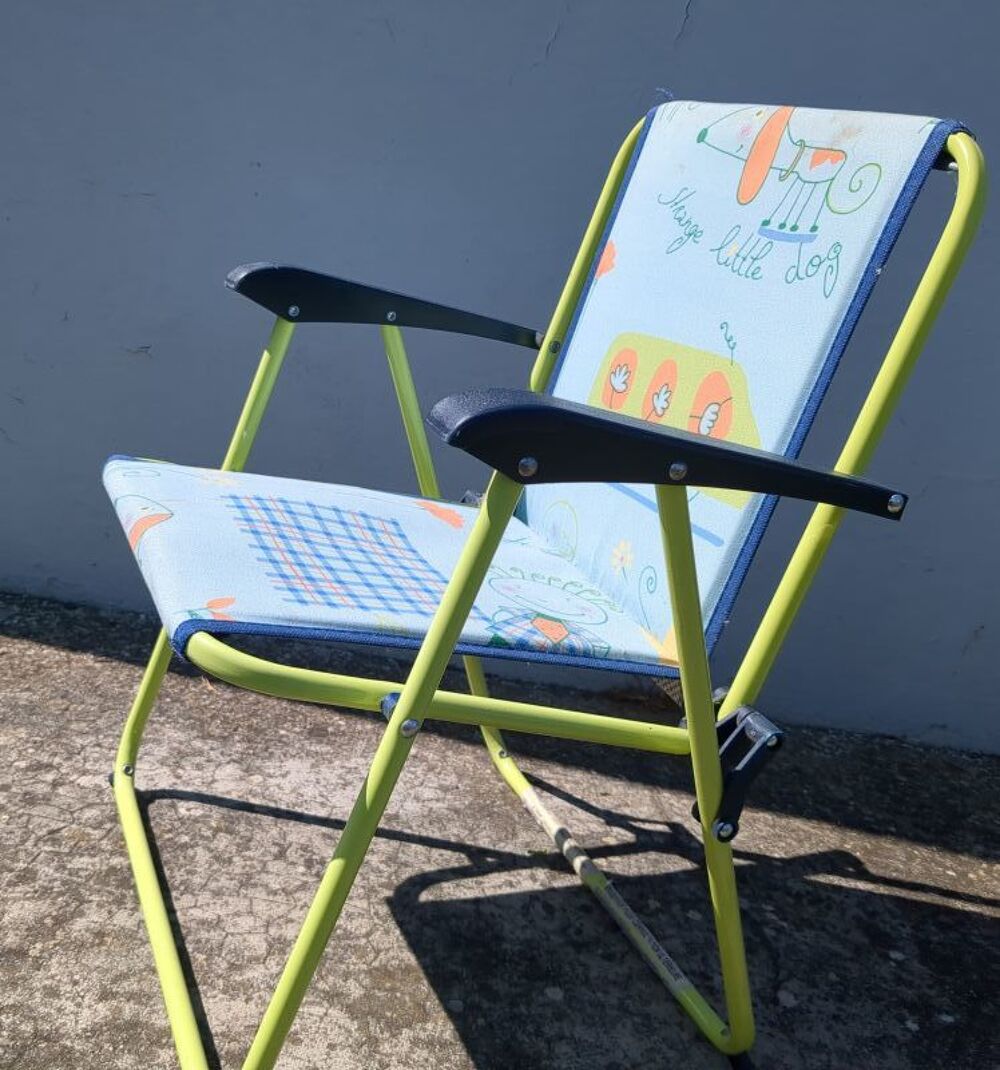 Chaise pliante enfant - 10 € Jeux / jouets