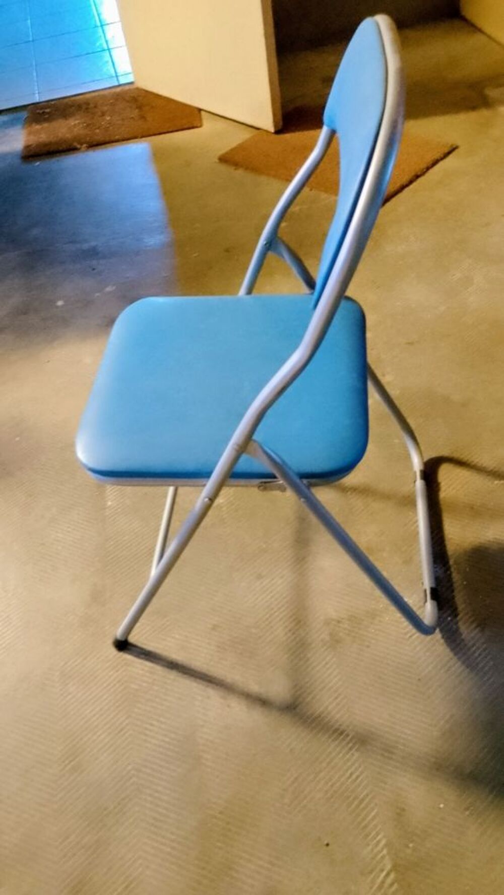 5 chaises pliantes Meubles
