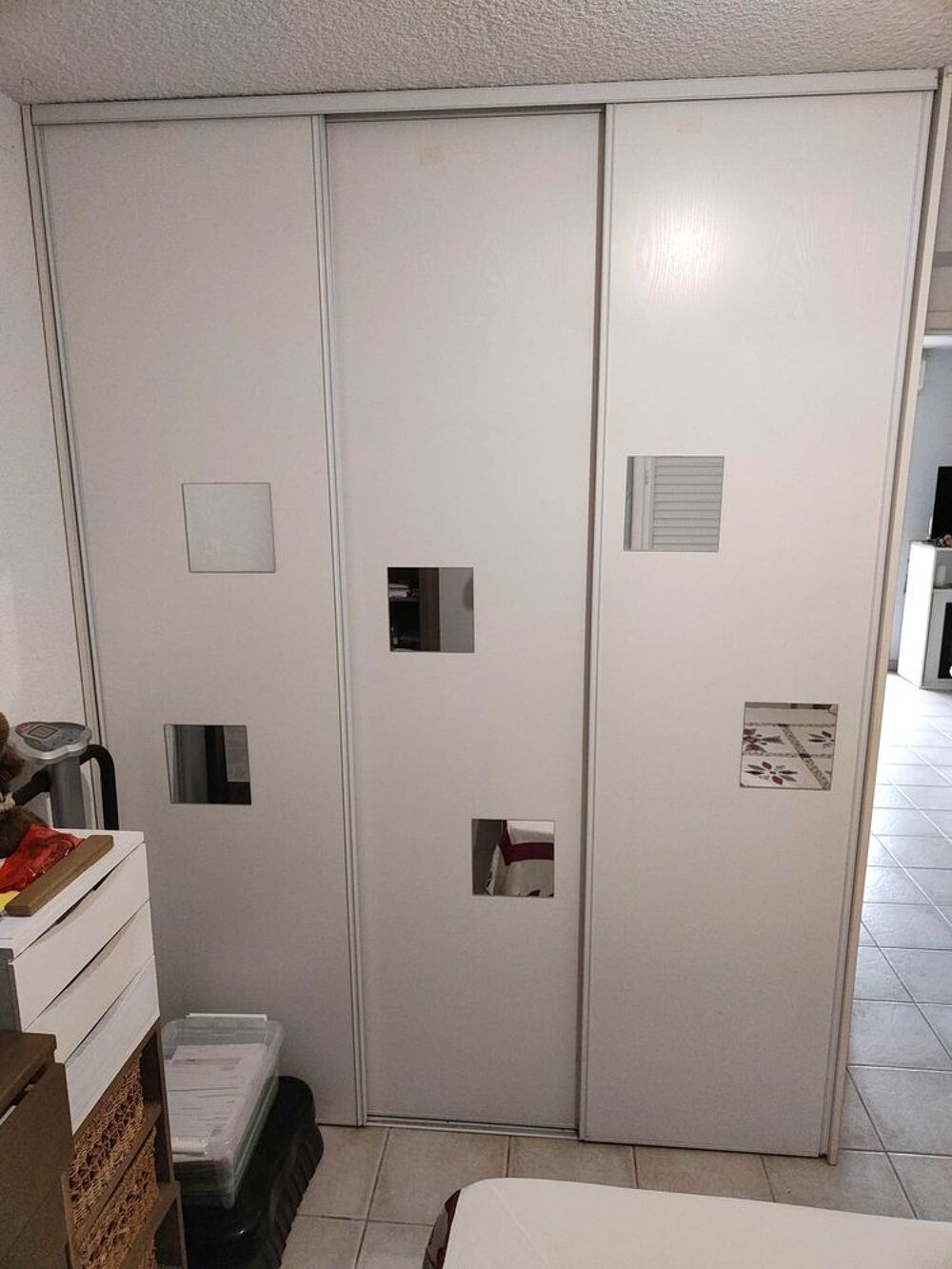 3 portes de placard coulissantes Meubles