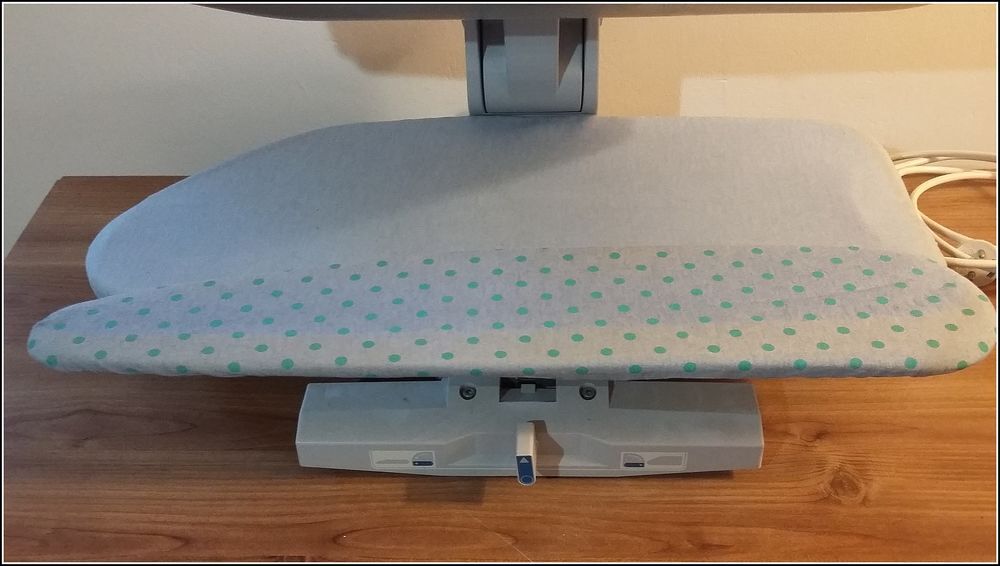 MACHINE A REPASSER &quot; elnapress 2000 &quot;
Electromnager