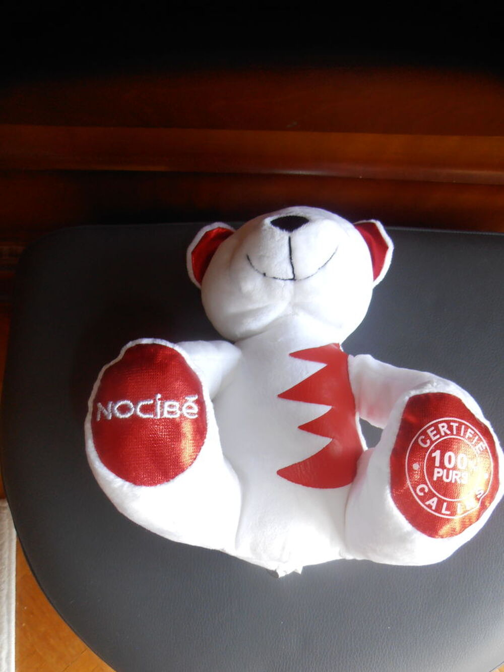 Ourson blanc et rouge (74) Jeux / jouets
