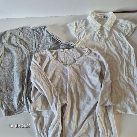 Lot 3 Nafnaf haut pour femme, un gilet gris et argent , une  3 Saumur (49)