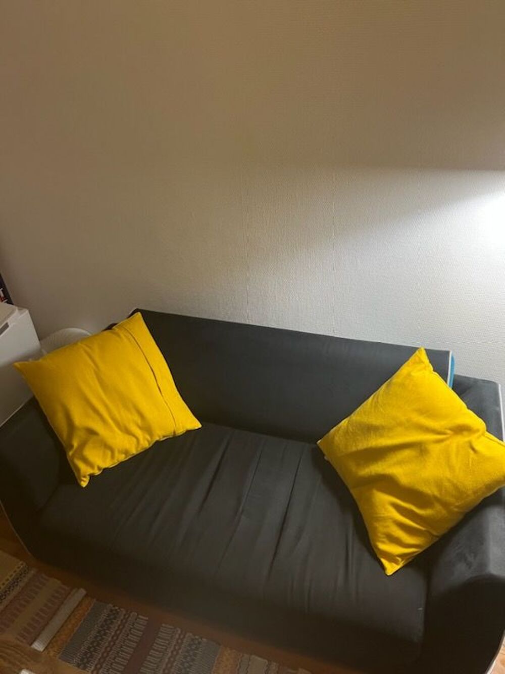 Canap&eacute; 2 places gris fonc&eacute; 1m50 de long Meubles