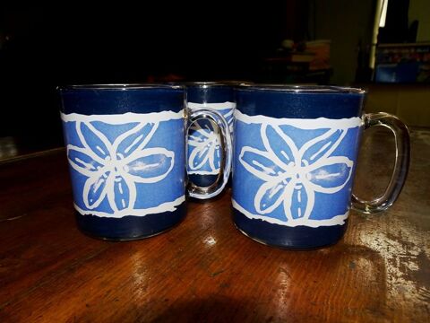 Mug tasse � caf� fleur (l'unit�) 3 Monflanquin (47)