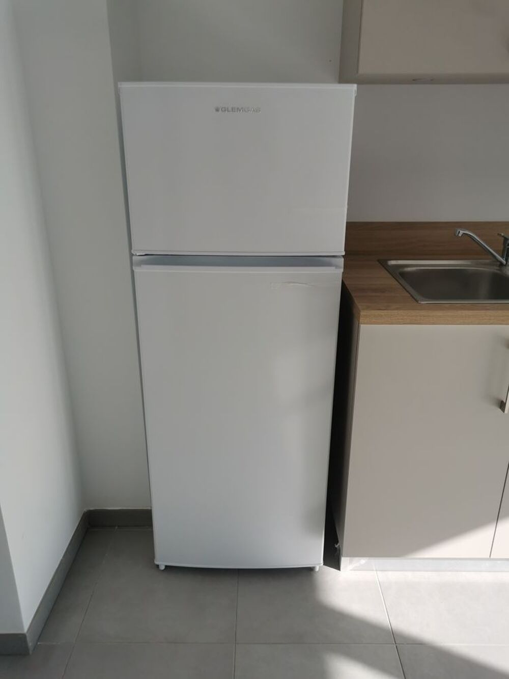 R&eacute;frig&eacute;rateur Cong&eacute;lateur 2 portes Electroménager