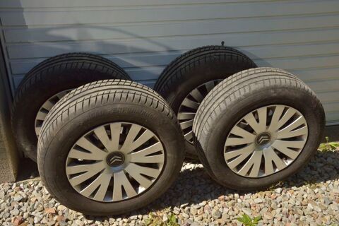 Pi&egrave;ces et &eacute;quipements Voiture Pi&egrave;ces et &eacute;quipements Voiture  occasion Brionne 27800