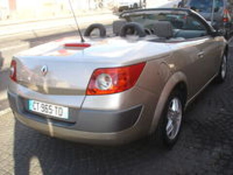 M&eacute;gane II CC M&eacute;gane CC 1.9 dCi 120 Luxe Privil&egrave;ge 2004 occasion 78800 Houilles